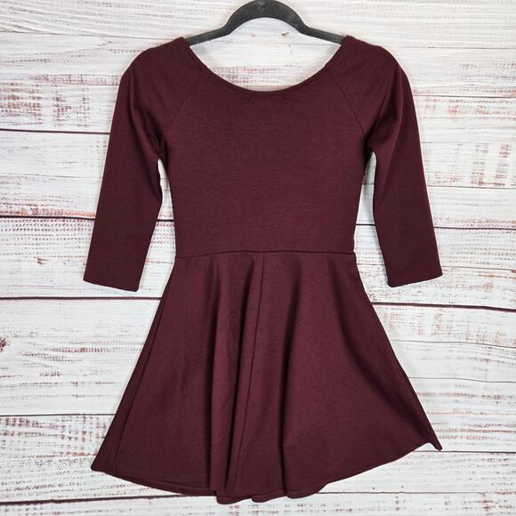 Freebird Stretch Fit & Flare Skater Dress Size S Burgandy Pleated Whimsy Fairy - Picture 2 of 14